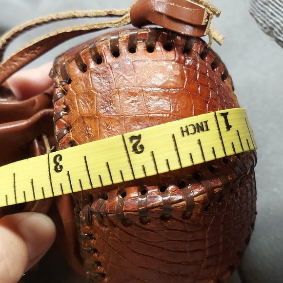 ALLIGATOR Unique  Round Leather Bag Side Drawstring Bucket Pouch  Stitching - Picture 10 of 12